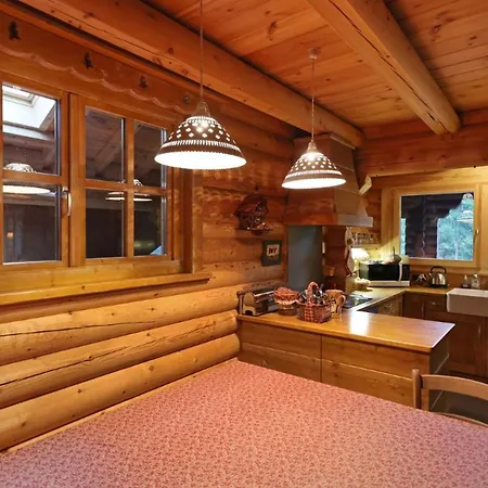 Chalet Chalet Le Petit Pre Liézey
